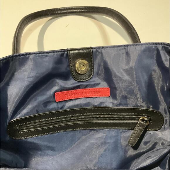 Tommy Hilfiger Black North South Logo Women’s Handbag Tote - Picture 5 of 9